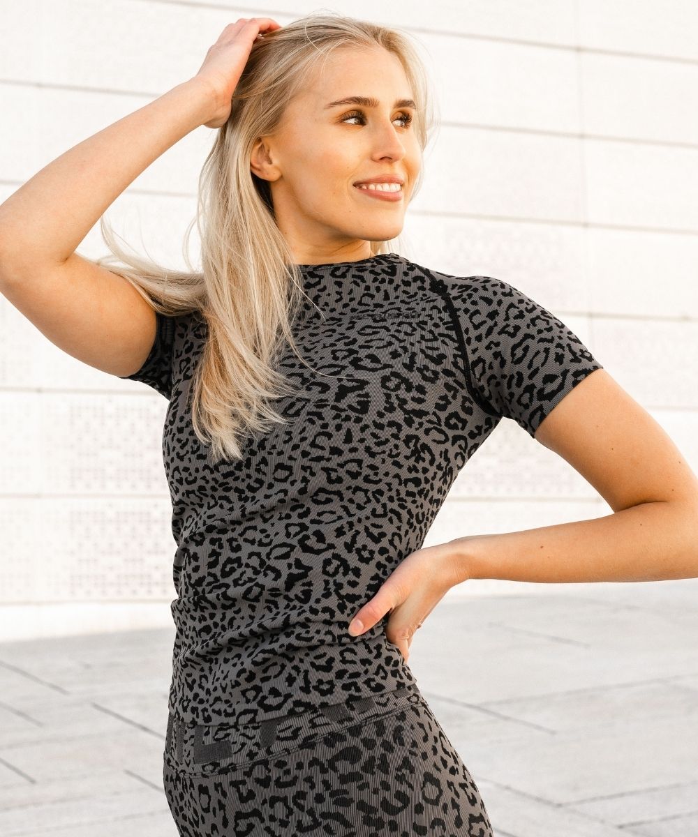 We Are Fit Gray Tee Cheetah Seamless